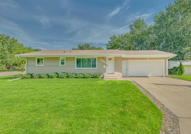 1st image of 7840 Winsdale St N, Golden Valley, MN 55427 | MLS# 7105583
