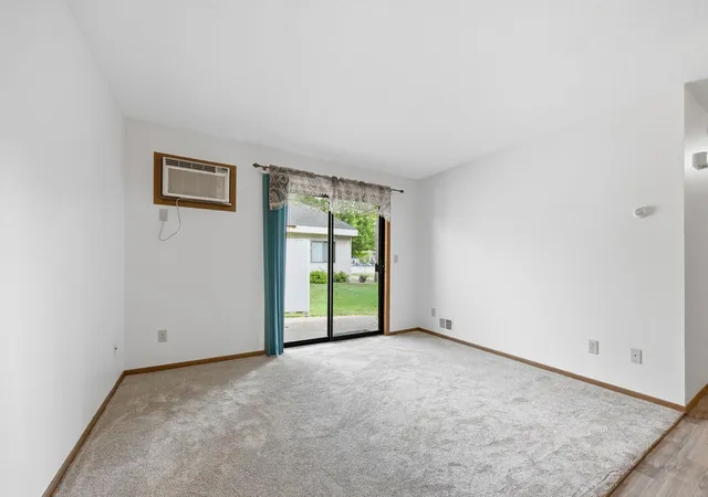 5th image of 416 S Sibley Ave #206, Litchfield, MN 55355 | MLS# 7105598