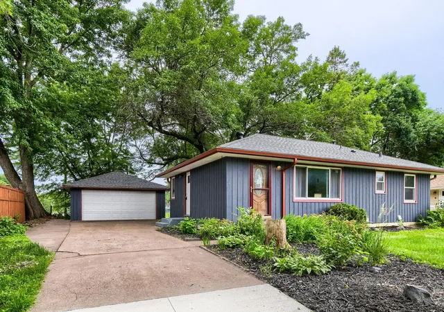 Homes for sale in Coon Rapids, MN | 10920 Kumquat St Nw, Coon Rapids, MN 55448 | MLS# 7105618