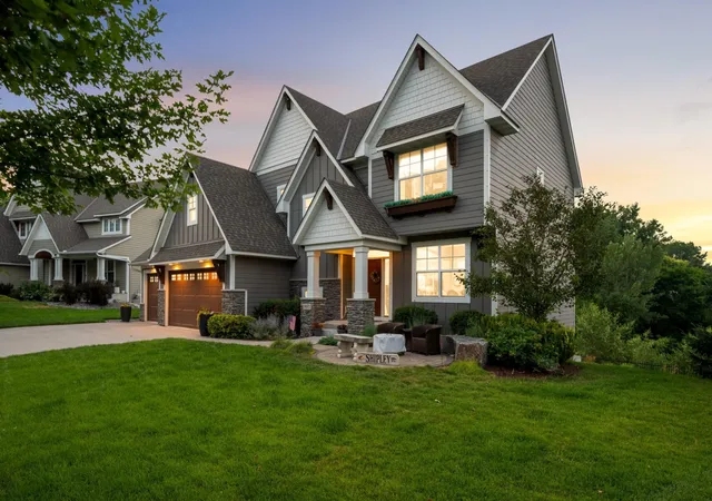 2nd image of 9971 Lawson Ln, Eden Prairie, MN 55347 | MLS# 7105633