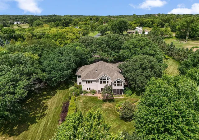 Photo 3 of Single family home for sale at 10035 Woodhill Blvd, Lakeville, MN 55044 | MLS# 7105639 | Listing updated on 2026-09-24