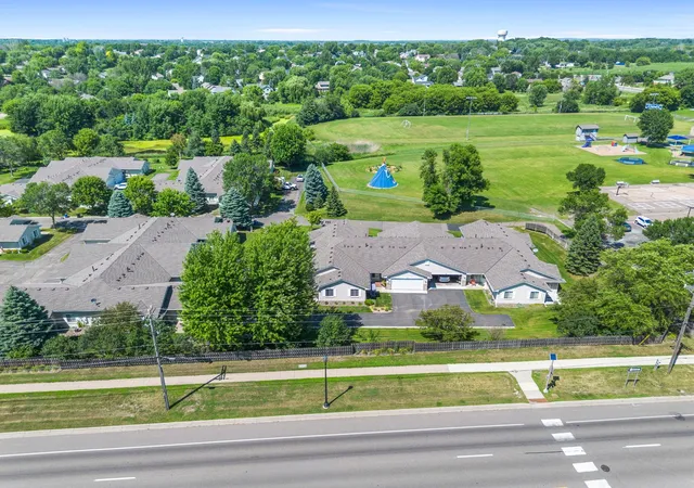 3rd image of 14 3Rd St Nw, Saint Michael, MN 55376 | MLS# 7105658