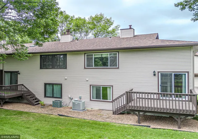 Homes for sale in Brooklyn Park, MN | 8824 N Maplebrook Ct, Brooklyn Park, MN 55445 | MLS# 7105666