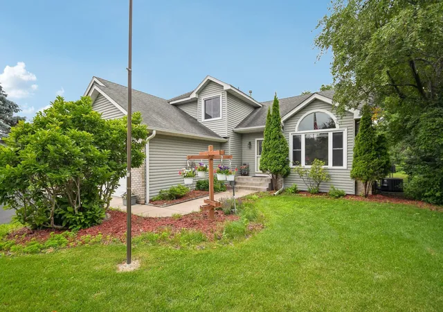 Homes for sale in Andover, MN | 13820 Sycamore St Nw, Andover, MN 55304 | MLS# 7105677