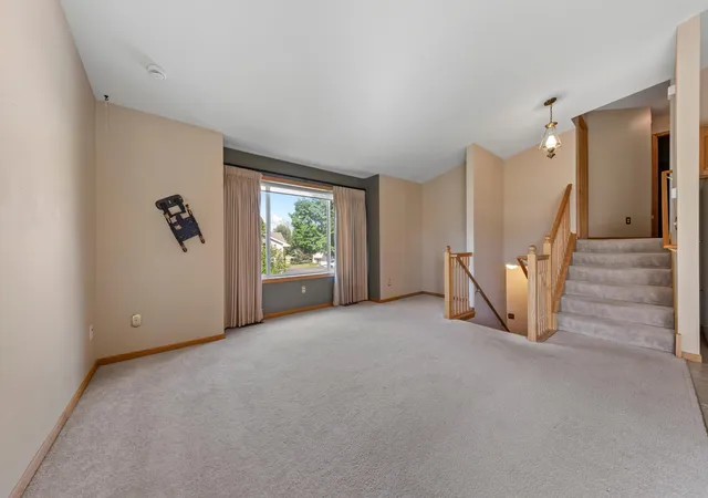 Homes for sale in Faribault, MN | 1320 S Trail Dr, Faribault, MN 55021 | MLS# 7105691