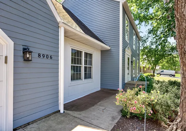 Photo 3 of Single family home for sale at 8906 138th Street Ct, Apple Valley, MN 55124 | MLS# 7105716 | Listing updated on 2026-07-24