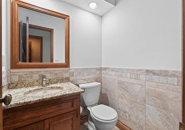 Photo 4 of Single family home for sale at 8906 138th Street Ct, Apple Valley, MN 55124 | MLS# 7105716 | Listing updated on 2026-07-24