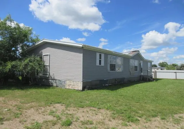 Homes for sale in Emerado, ND | 106 Brisbane Ln, Emerado, ND 58228 | MLS# 7105723