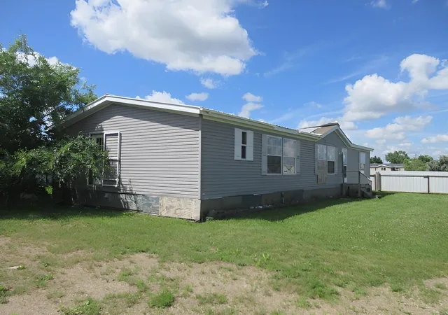 Photo 4 of Single family home for sale at 106 Brisbane Ln, Emerado, ND 58228 | MLS# 7105723 | Listing updated on 2026-07-29
