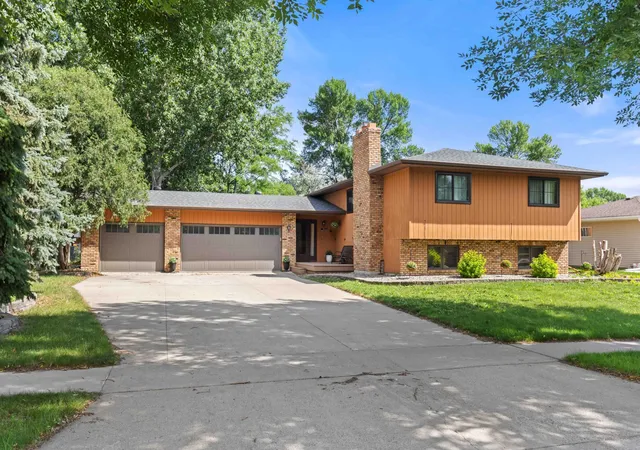 1st image of 2101 26th Ave S, Fargo, ND 58103 | MLS# 7105762