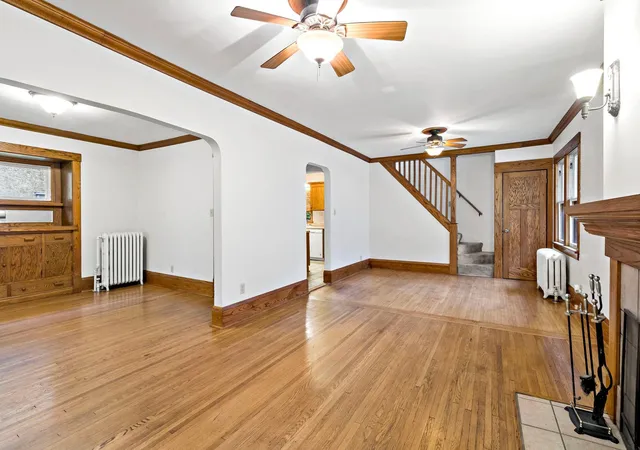 Photo 4 of Sale Pending at 1051 Sherburne Ave, Saint Paul, MN 55104 | MLS# 7105764 | Listing updated on 2026-10-01