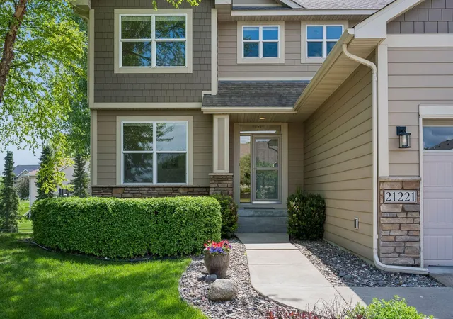 4th image of 21221 Foxtail Ln, Rogers, MN 55374 | MLS# 7105768