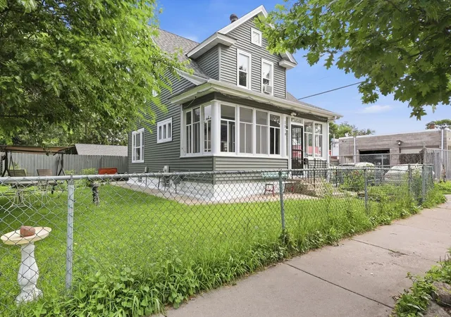 Homes for sale in Minneapolis, MN | 1510 35th St E, Minneapolis, MN 55407 | MLS# 7105770
