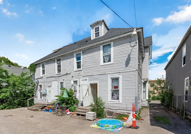 70th image of 2210 Oakland Ave, Minneapolis, MN 55404 | MLS# 7105774