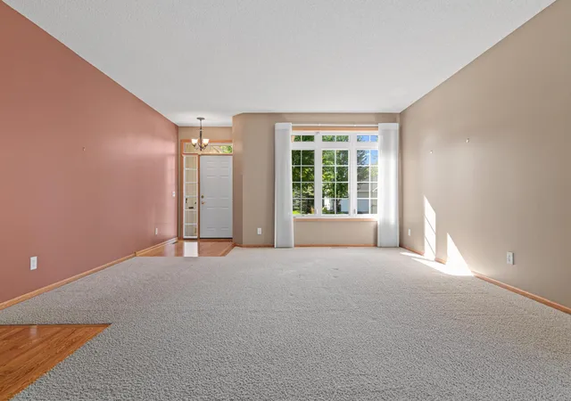 Photo 3 of Single family home for sale at 19132 Inndale Dr, Lakeville, MN 55044 | MLS# 7105782 | Listing updated on 2026-09-23