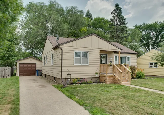 4th image of 424 15Th St S, Moorhead, MN 56560 | MLS# 7105784