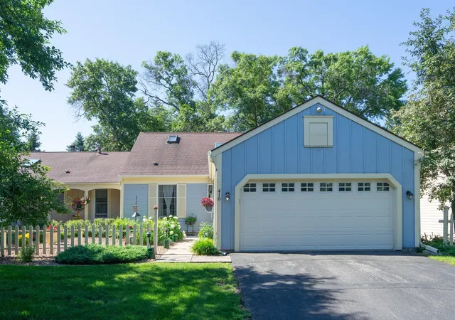 1st image of 416 Fairfield Ln, Brainerd, MN 56401 | MLS# 7105811