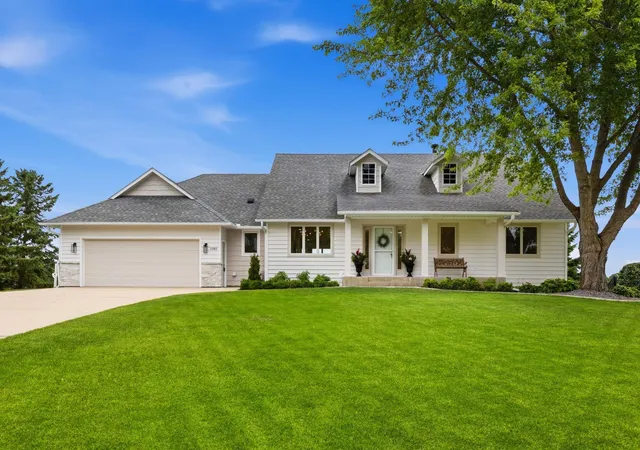 Photo 1 of Single family home for sale at 1085 W Shore Dr Sw, Hutchinson, MN 55350 | MLS# 7105841 | Listing updated on 2026-09-08