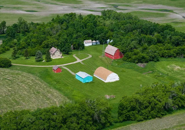 2nd image of 9215 5th St Ne, Mc Henry, ND 58464 | MLS# 7105849