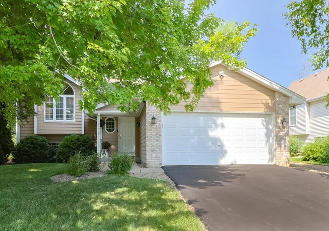 Photo 2 of Sale Pending at 14692 Yosemite Ave S, Savage, MN 55378 | MLS# 7105892 | Listing updated on 2026-08-28