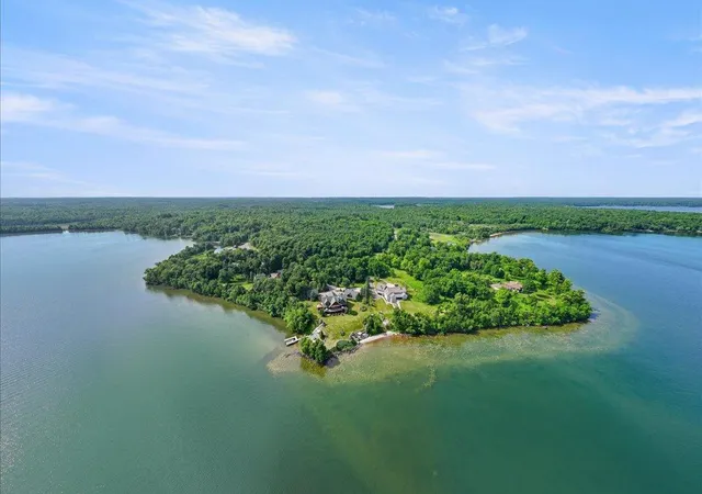 Photo 3 of Single family home for sale at 7127 Forestview Rd NW, Walker, MN 56484 | MLS# 7105898 | Listing updated on 2026-07-24