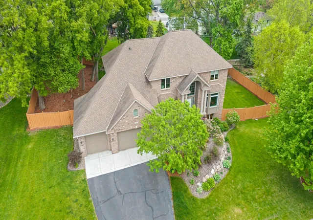2nd image of 14809 White Oak Dr, Burnsville, MN 55337 | MLS# 7105902