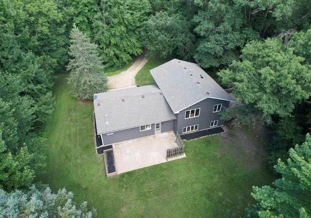 Homes for sale in North Branch, MN | 4926 Shady Ln, North Branch, MN 55056 | MLS# 7105911