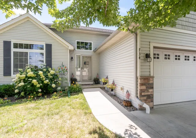 Photo 3 of Sale Pending at 734 7th Street N, Montrose, MN 55363 | MLS# 7105912 | Listing updated on 2026-09-17