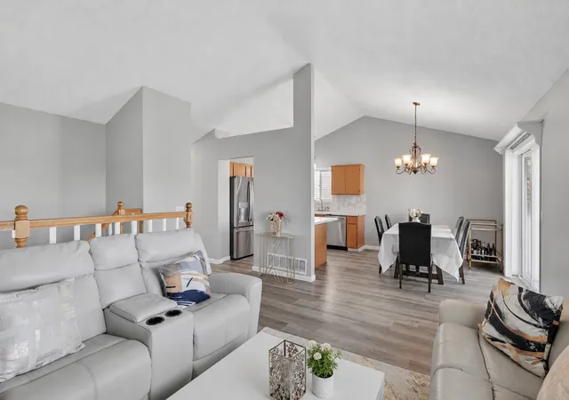 3rd image of 617 13Th St, Farmington, MN 55024 | MLS# 7105916
