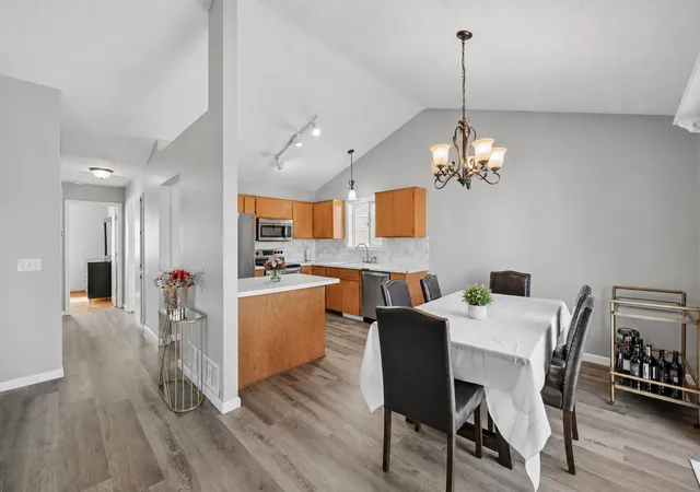 4th image of 617 13Th St, Farmington, MN 55024 | MLS# 7105916