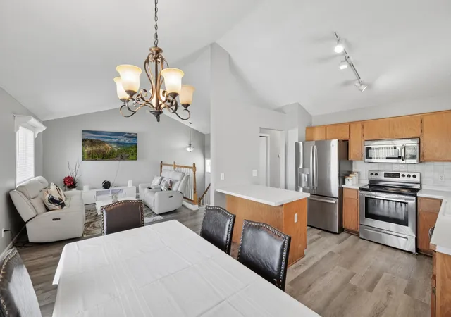 5th image of 617 13Th St, Farmington, MN 55024 | MLS# 7105916