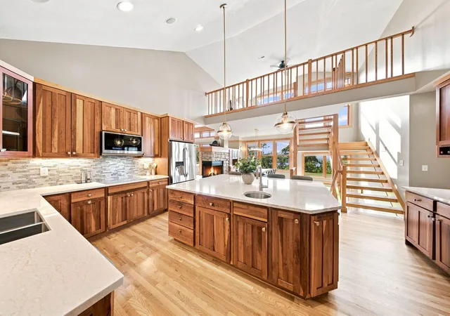5th image of 294 Salishan Dr, Hudson, WI 54016 | MLS# 7105948