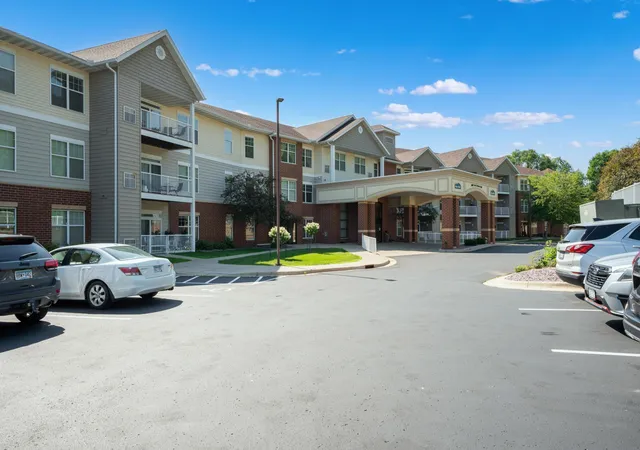 1st image of 1880 3rd Ave Nw #316, Rochester, MN 55901 | MLS# 7105949