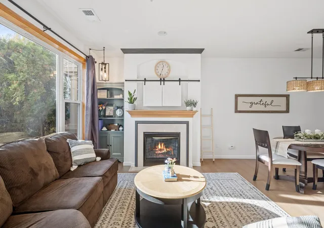 3rd image of 8487 Forestview Ln N, Maple Grove, MN 55369 | MLS# 7105972