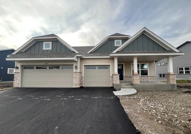 Photo 1 of Single family home for sale at 7449 Lotus Ln, Hugo, MN 55038 | MLS# 7105984 | Listing updated on 2026-10-06