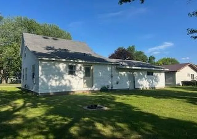 4th image of 310 S 2Nd St, Cameron, WI 54822 | MLS# 7106019