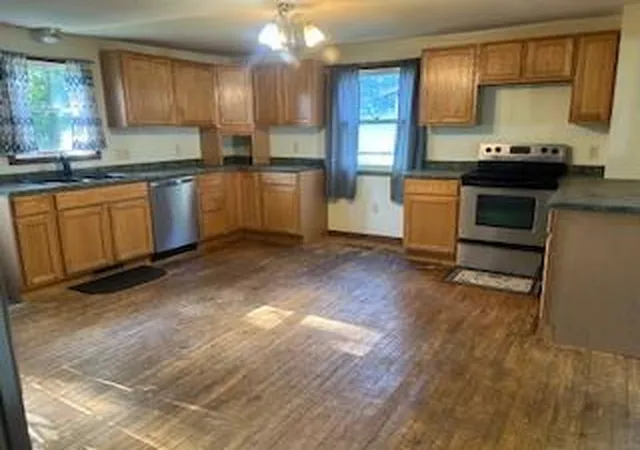 5th image of 310 S 2Nd St, Cameron, WI 54822 | MLS# 7106019