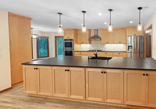 Photo 4 of Sale Pending at 13701 Wood Ln, Hopkins, MN 55305 | MLS# 7106067 | Listing updated on 2026-09-12