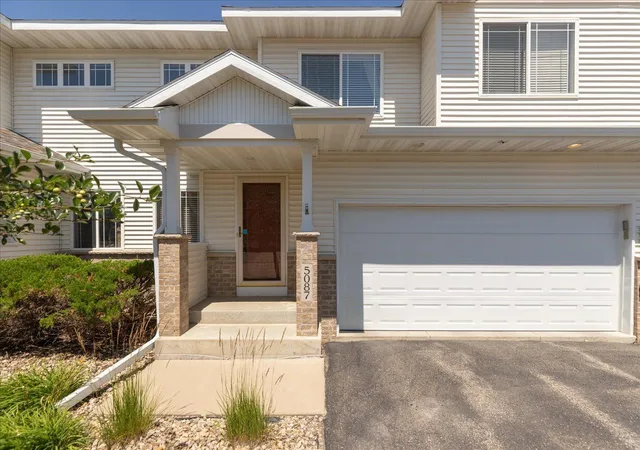 Photo 2 of Single family home for sale at 5087 Foxfield Dr Nw, Rochester, MN 55901 | MLS# 7106097 | Listing updated on 2026-08-26