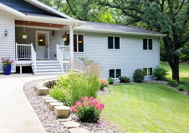 2nd image of 2485 Reeds Villa Ln Sw, Alexandria, MN 56308 | MLS# 7106101