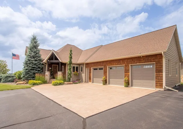 3rd image of 7726 County Rd N, Chippewa Falls, WI 54729 | MLS# 7106108