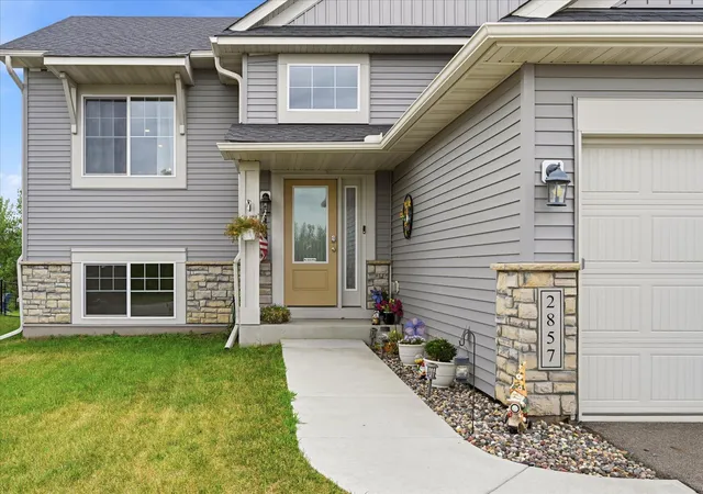 3rd image of 2857 213Th St W, Farmington, MN 55024 | MLS# 7106116