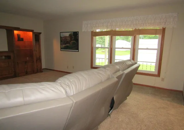 Homes for sale in Montevideo, MN | 407 Eichelberger Ave, Montevideo, MN 56265 | MLS# 7106119