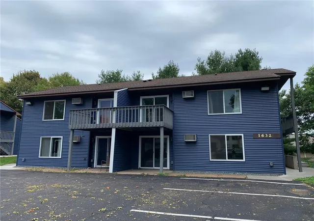 1st image of 1632 Pinewood Ln, Hudson, WI 54016 | MLS# 7106120