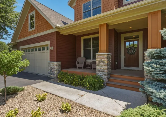 2nd image of 365 English Court Dr, Hudson, WI 54016 | MLS# 7106123