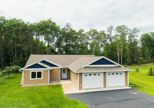 1st image of 725 Cattail Trl Se, Menahga, MN 56464 | MLS# 7106124
