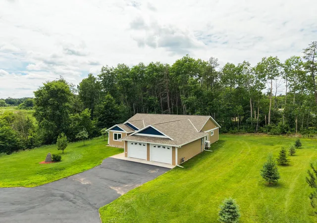 2nd image of 725 Cattail Trl Se, Menahga, MN 56464 | MLS# 7106124