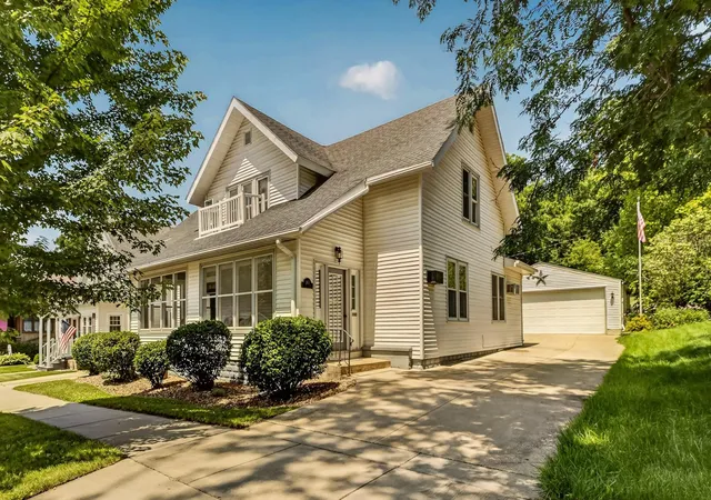 Photo 1 of Sale Pending at 305 North St Nw, Preston, MN 55965 | MLS# 7106145 | Listing updated on 2026-08-07