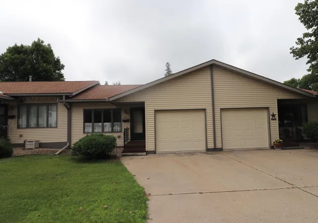 Photo 3 of Single family home for sale at 515 Central Ave, Long Prairie, MN 56347 | MLS# 7106149 | Listing updated on 2026-10-05