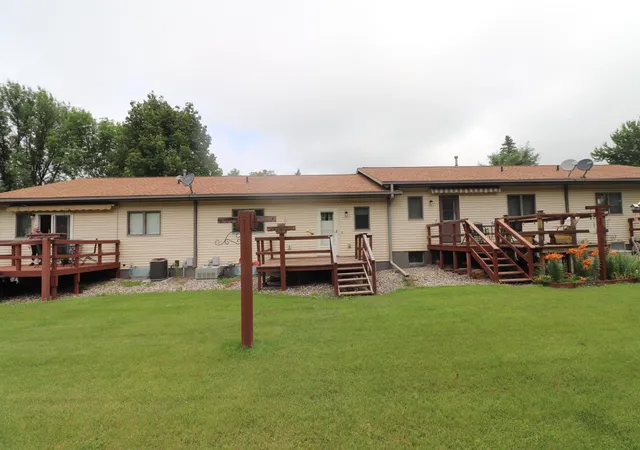 Photo 3 of Single family home for sale at 515 Central Ave, Long Prairie, MN 56347 | MLS# 7106149 | Listing updated on 2026-10-05